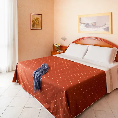 酒店 加布里埃拉酒店 迪亚诺马里纳