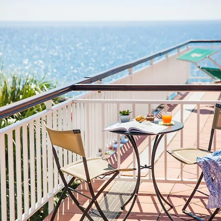 Gabriella فندق دْيانو مارينا